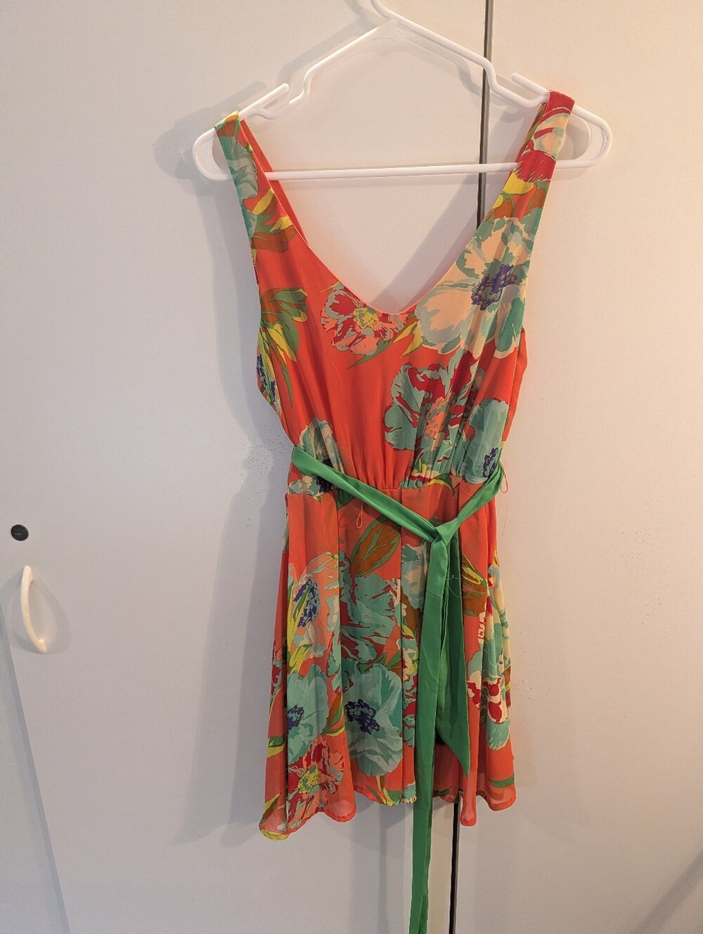 Chord Woman's Small Floral V-Neck Orange Sundress with Green Belt